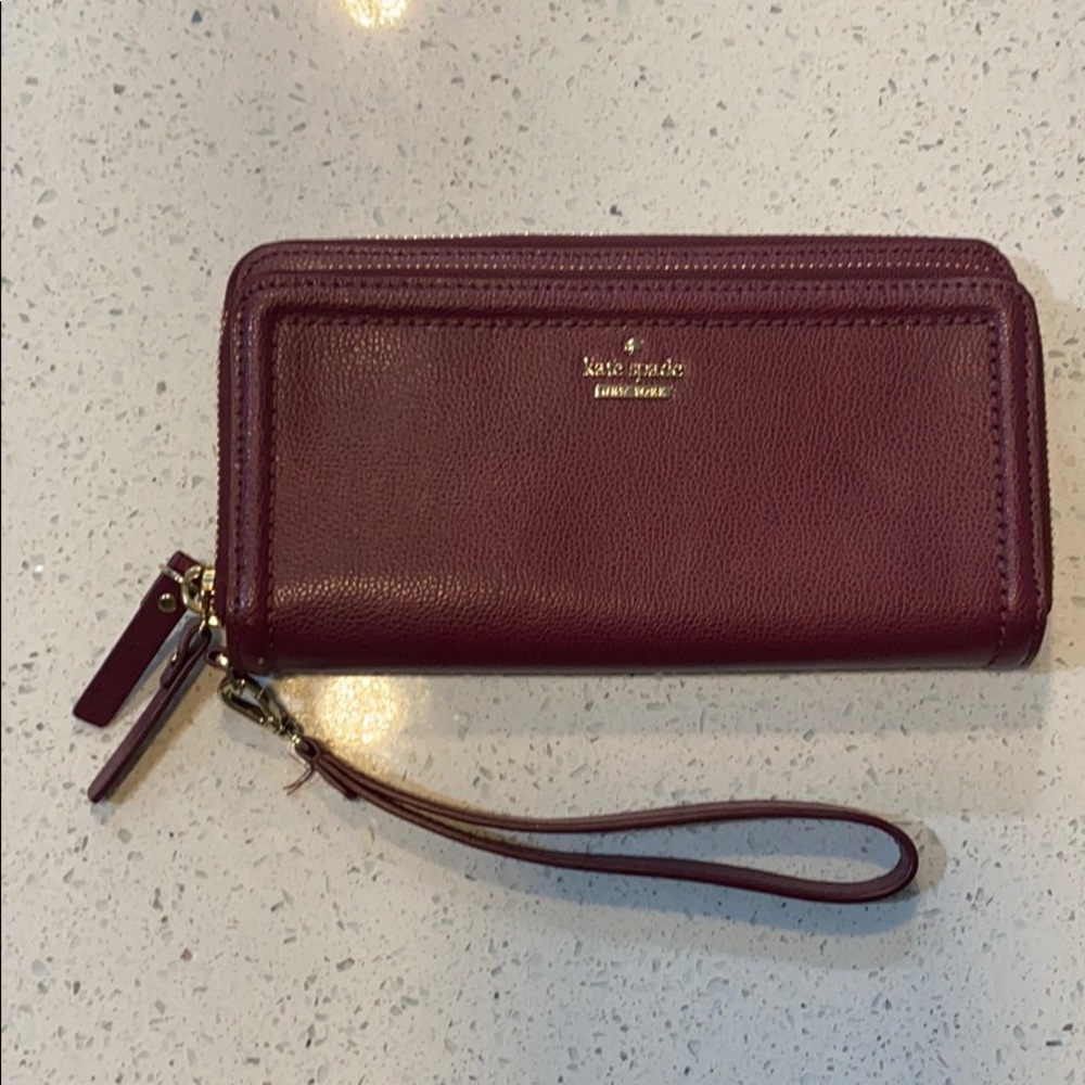 Kate Spade leather wristlet